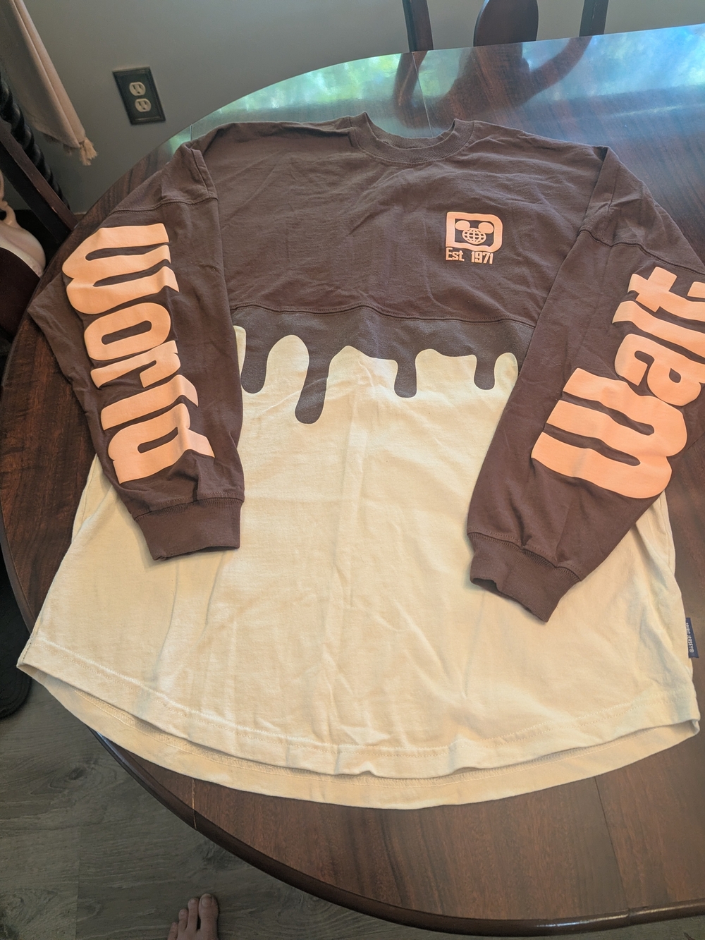Disney Spirit Jersey Walt Disney World Mickey Ice Cream Bar Brown Cream L